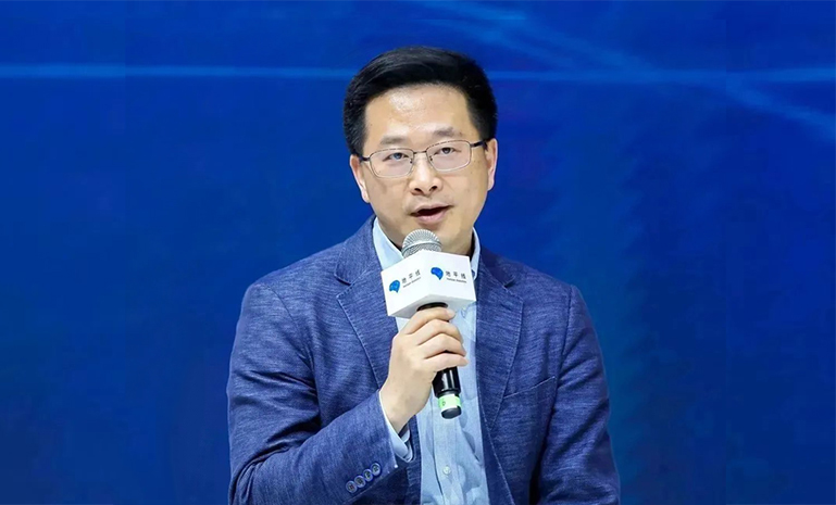 16825650497534867DC3.jpg 中国区CT0陈远 微信使用.jpg